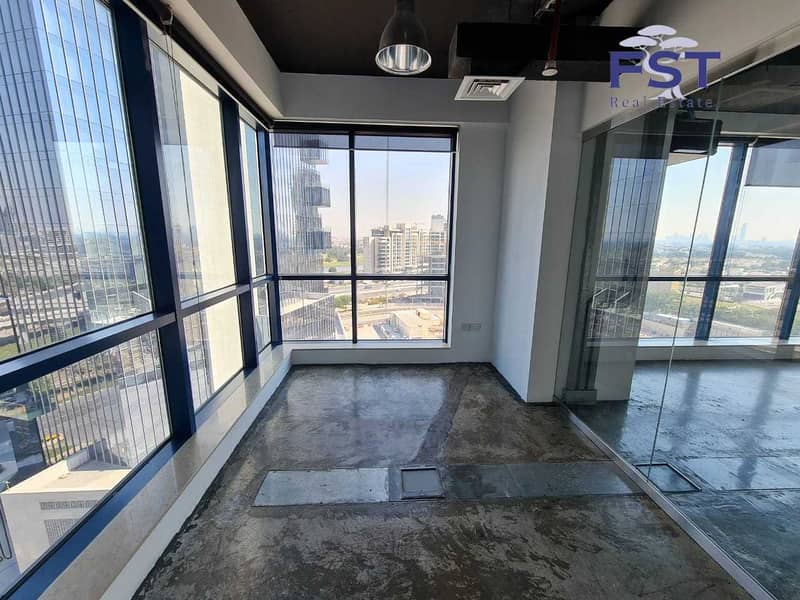 19 Amazing Fitted office for sale in Jumeirah Bay X3