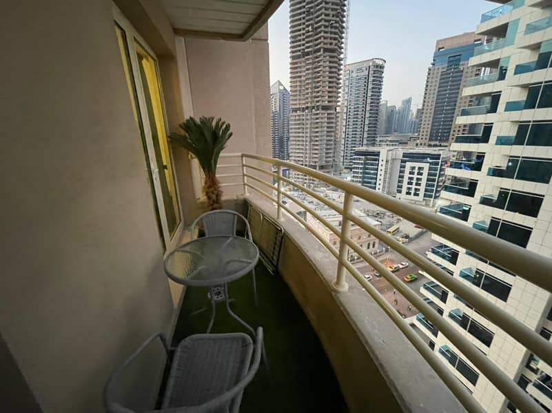 13 Manchester Fully Furnished and upgraded 1 BHK