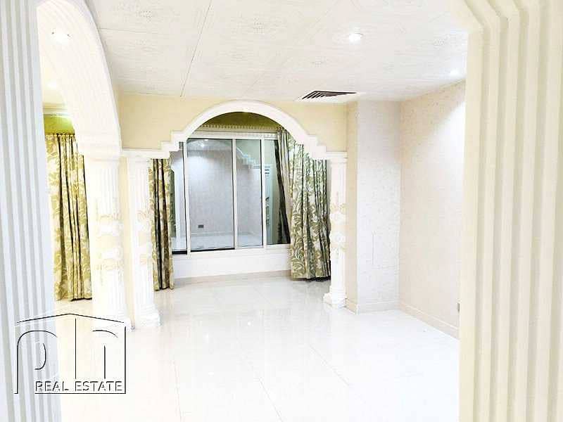 10 Close to Pool and Park | Furnished | Upgraded