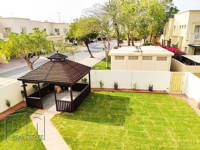 15 Close to Pool and Park | Furnished | Upgraded