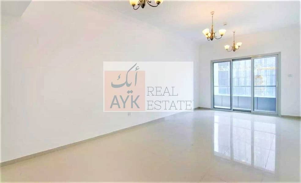 Partly Furnish 1 Br High Floor Open View