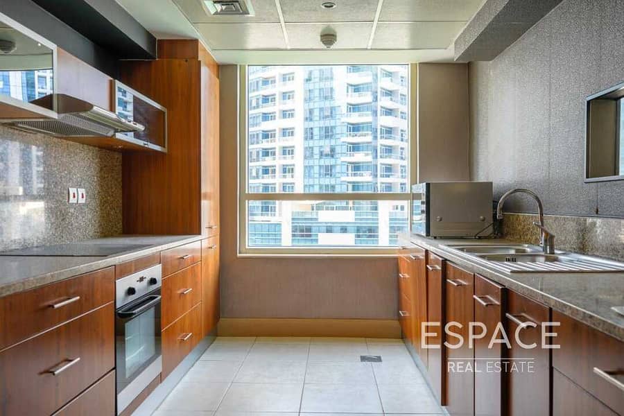 4 Rare Unit | Large Balcony | Marina View