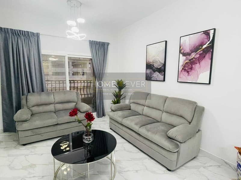 AED 4 AED 4