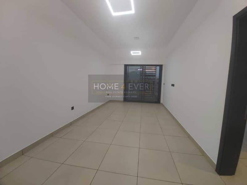 Brand-New I With Study Room I Stunning Layout Brand-New I With Study Room I Stunning Layout