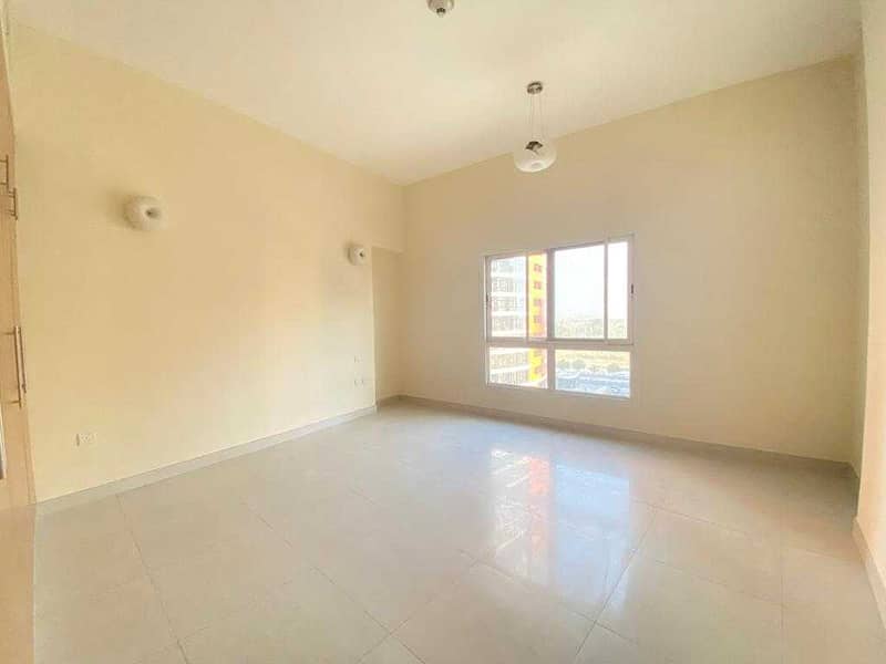 HUGE SIZE2 B/ROOM APARTMENT  ll MAINTAINANCE FREE ll HIGHER FLOOR ,AED65000