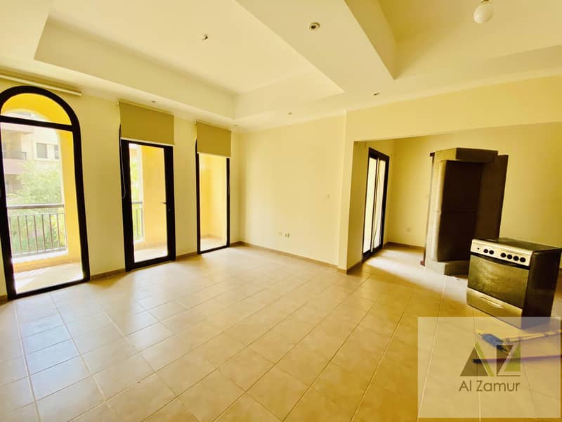 *Lavish-Studio | 2 big balconies  |  Garden views | (in/6 chqs