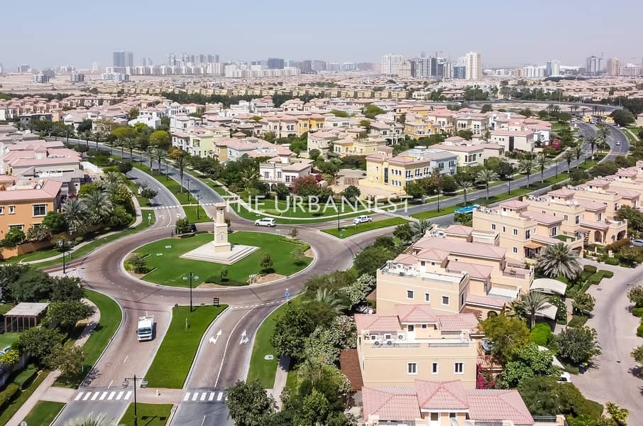 21 Mazaya A3 | in Perfect Location | 5 Bedrooms