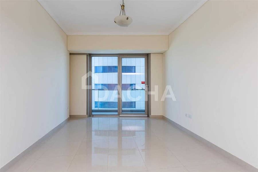 9 Palm / Sea Views / Mid Floor / Unfurnished!