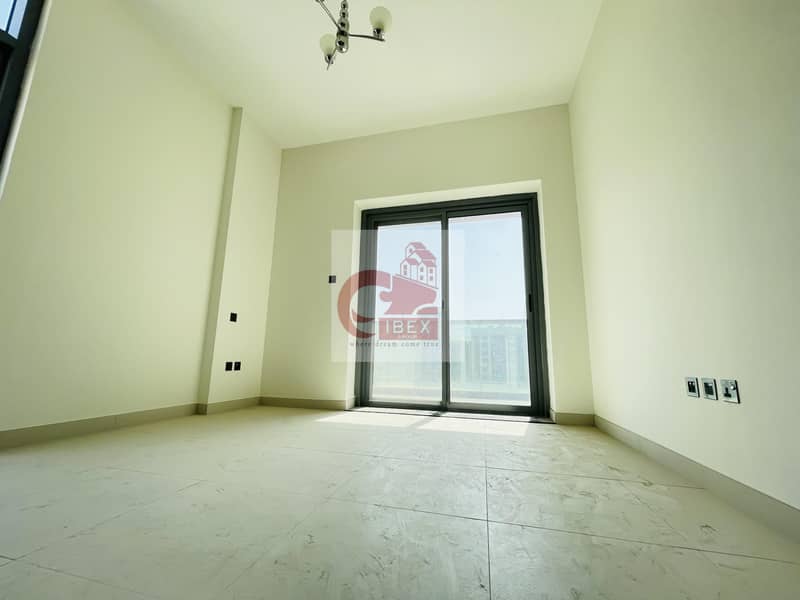 13 Full Sheikh Zayed View | Brand New 2/Br | Easy Access to Metro | 30 Days Free