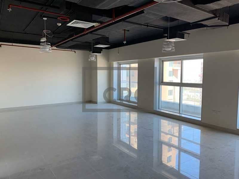 3 Stunning Office | Fitted with Balcony | Mid Floor