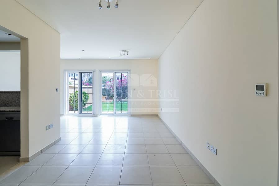 Big Area for 1 Bed Townhouse with Storage Room