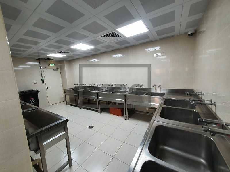 20 350 per person| 300 Rooms | Ready Kitchen | Clean