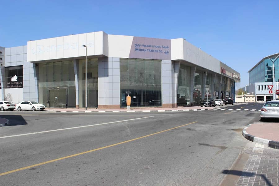 Large Corner Showroom For Rent Near DNATA high visibility Large Corner Showroom For Rent Near DNATA high visibility
