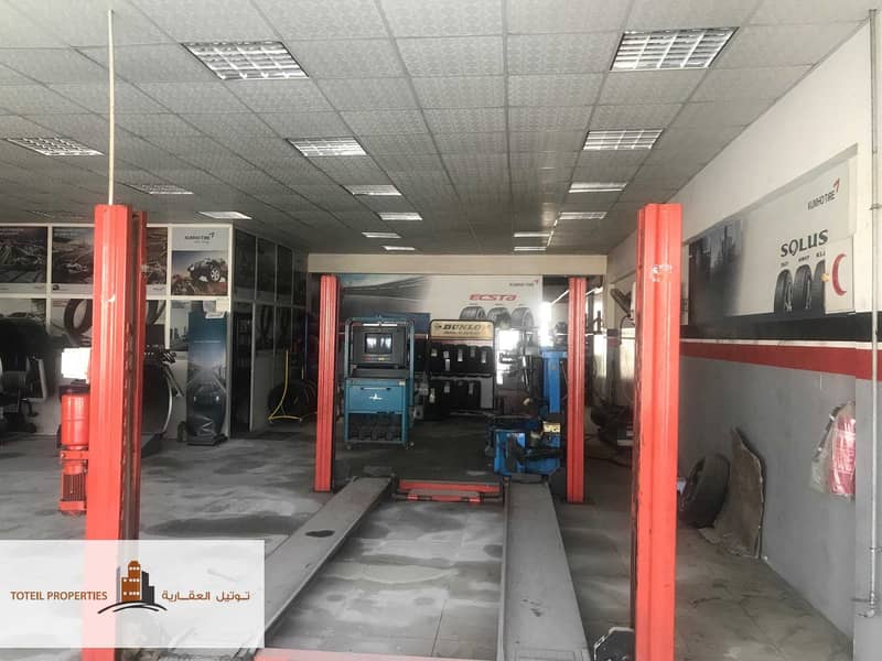 2 tyres shop for rent with full equipment  in m3