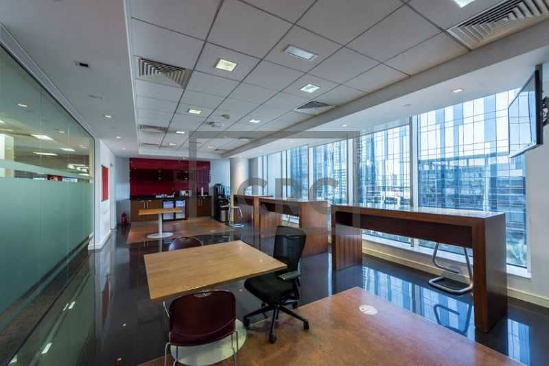 16 Stunning Office | Perfect Layout | High Floor