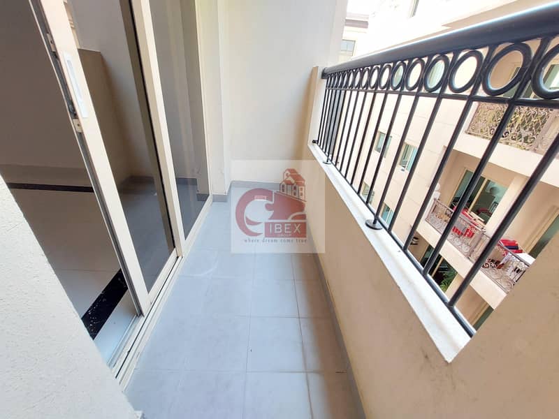 Spacious 2Bedroom With Balcony Parking 1Master Bedroom in New Muwailih Area