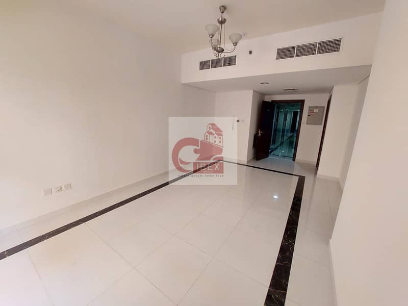 6 Spacious 2Bedroom With Balcony Parking 1Master Bedroom in New Muwailih Area