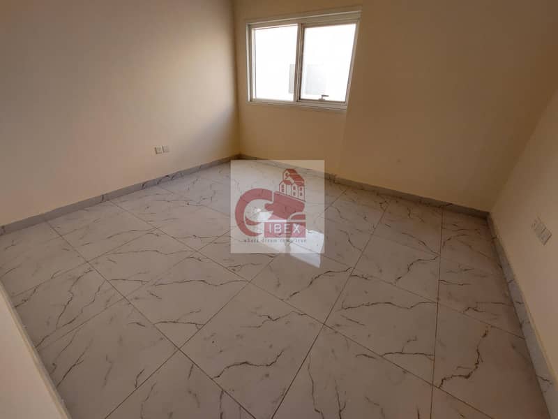 6 Very Huge 3Bedroom With Store Room Built-in Wardrobes covered parking