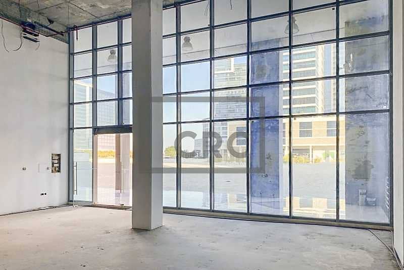 7 Spacious Semi Fitted Retail Space in Business Bay