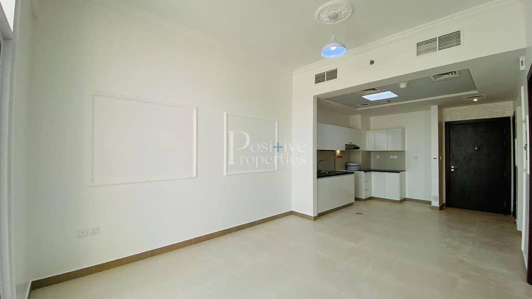 5 Luxurious Apartment | Brand New | Genuine Deal