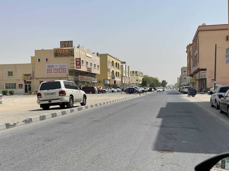 The land of Al-Rawda area on a commercial street, an area of 900 square meters