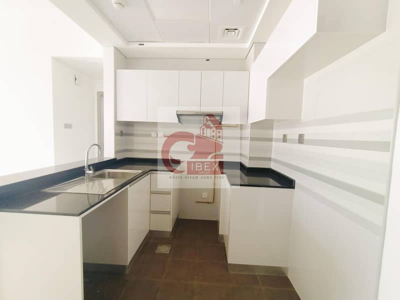 8 30 days free ! Brand new ! Spacious apartment ! With all ameneties