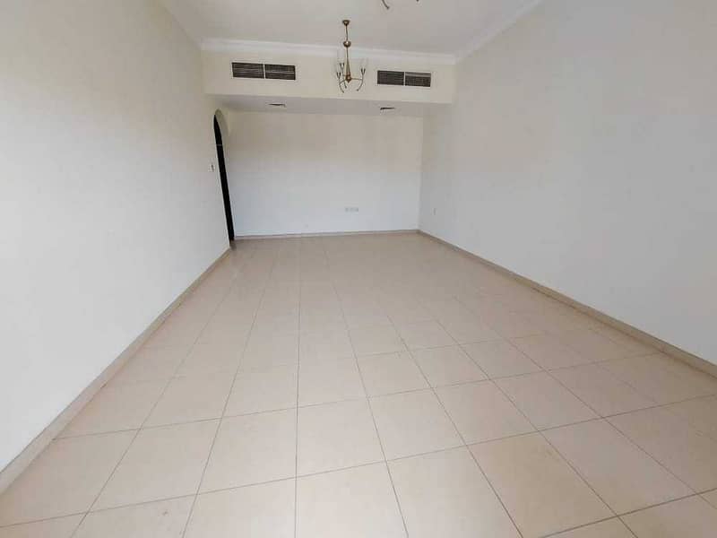 Huge and beautiful massive 2bhk built-in wardrobe ready to move