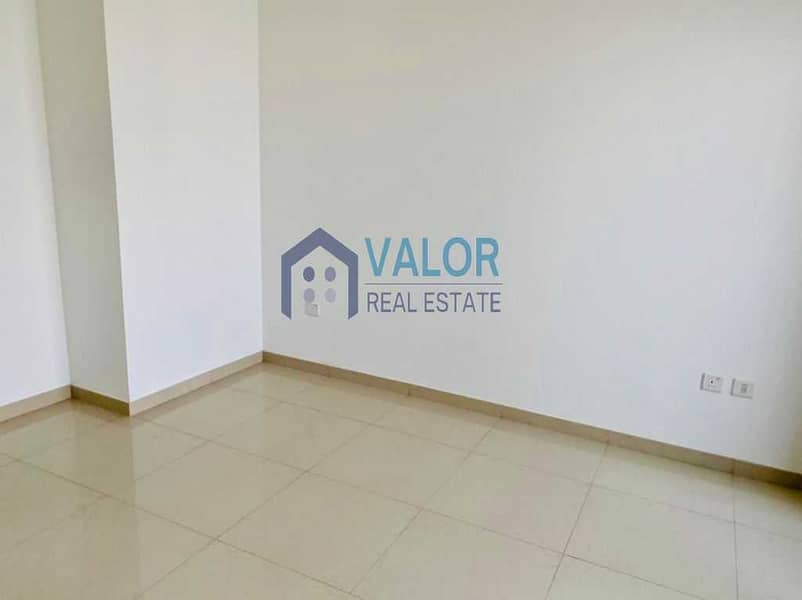 17 Hot Offer / 3 BR Townhouse / Nasma-Sharjah