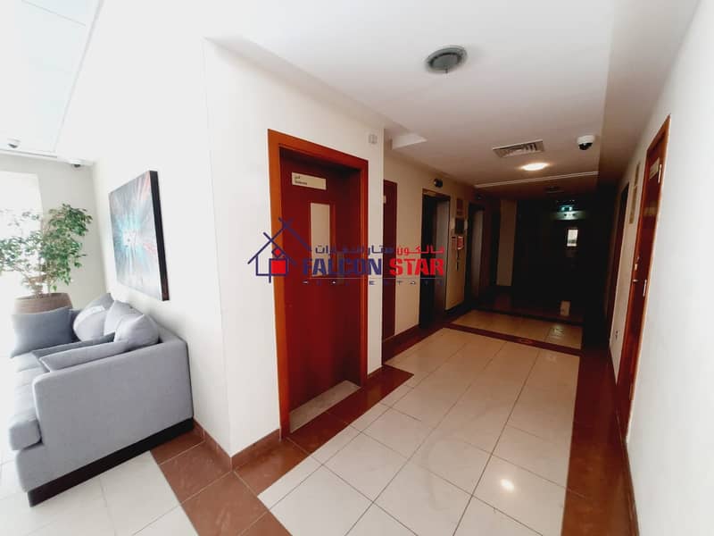 14 LIVE WITH COMFORT | BRIGHT ONE BEDROOM WITH BALCONY