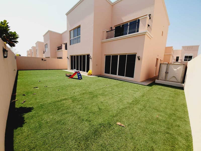 **BRAND NEW**MASSIVE 4 BR-ALL MASTER-1 BEDROOM DOWN-TV LOUNGE-PVT GARDEN-MAID VILLA FOR JUST **BRAND NEW**MASSIVE 4 BR-ALL MASTER-1 BEDROOM DOWN-TV LOUNGE-PVT GARDEN-MAID VILLA FOR JUST