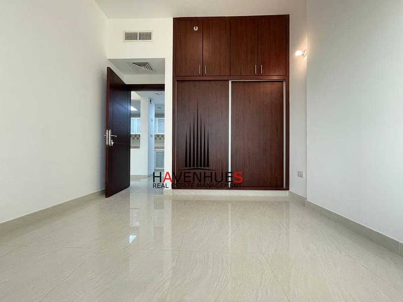 6 BRAND NEW!! 1BHK APT| PRIME UNIUT | NEAT AND CLEAN