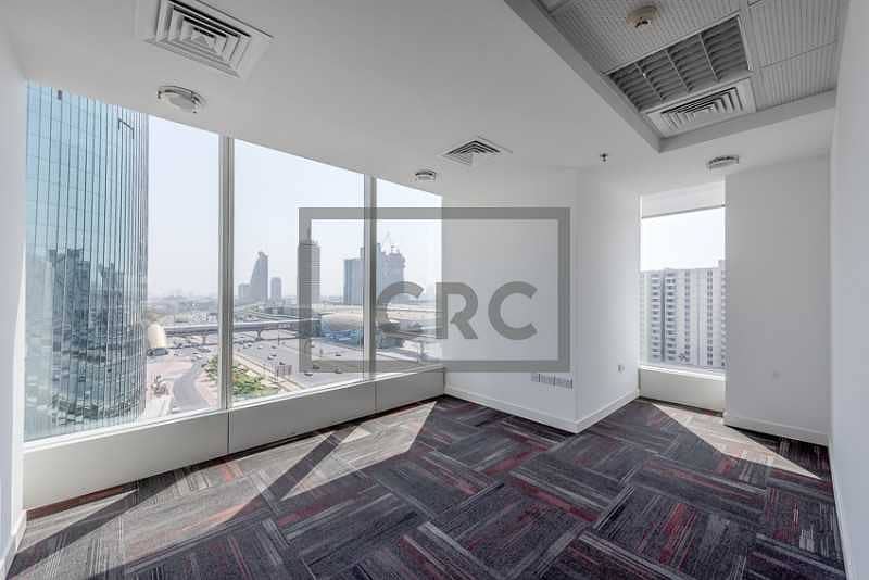 7 Fitted | Bright Office I Sheikh Zayed Road