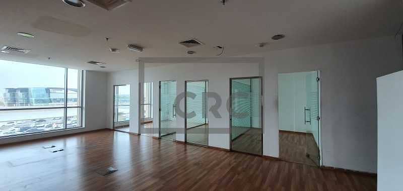 6 Fitted |With Partitions | Near Metro | For Rent