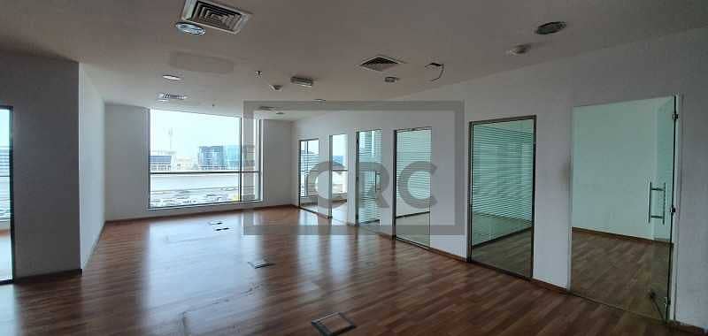7 Fitted |With Partitions | Near Metro | For Rent