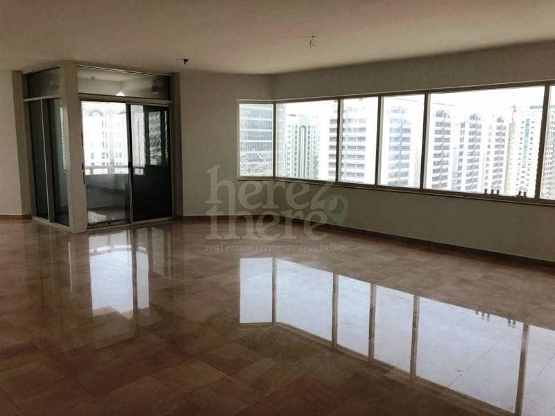 Great Deal 4BR Apartment in Salam Street