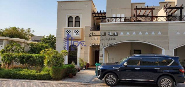 Great Deal | 4 Bedroom Villa For Sale in Naseem