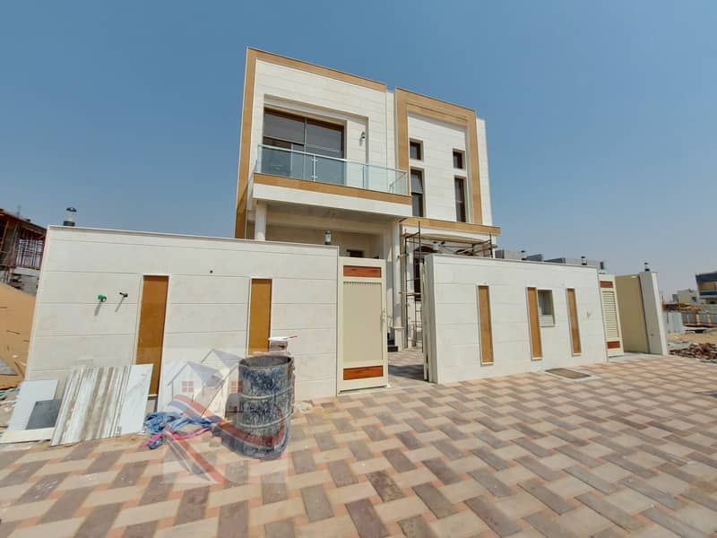 Villa for sale with attractive specifications, great design, super duplex finishing, with the possibility of bank financing