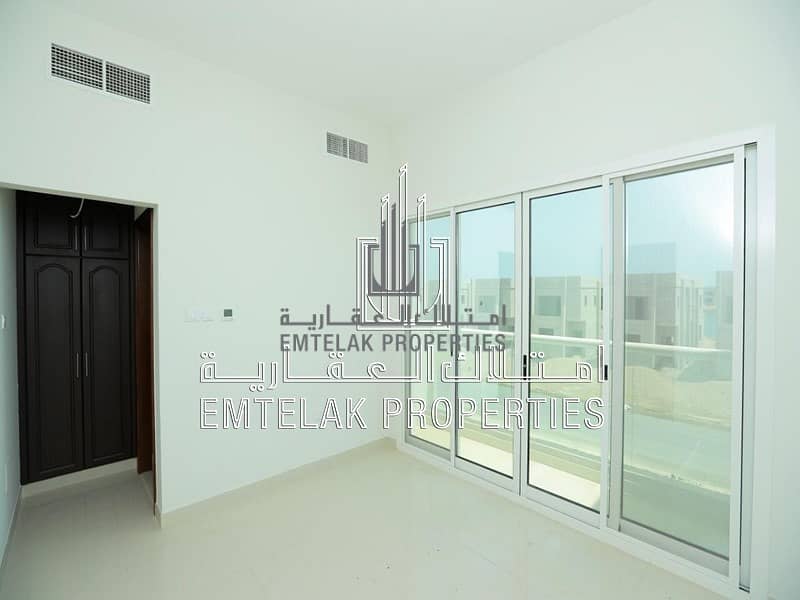 see view villa 3 bed rooms for sale
