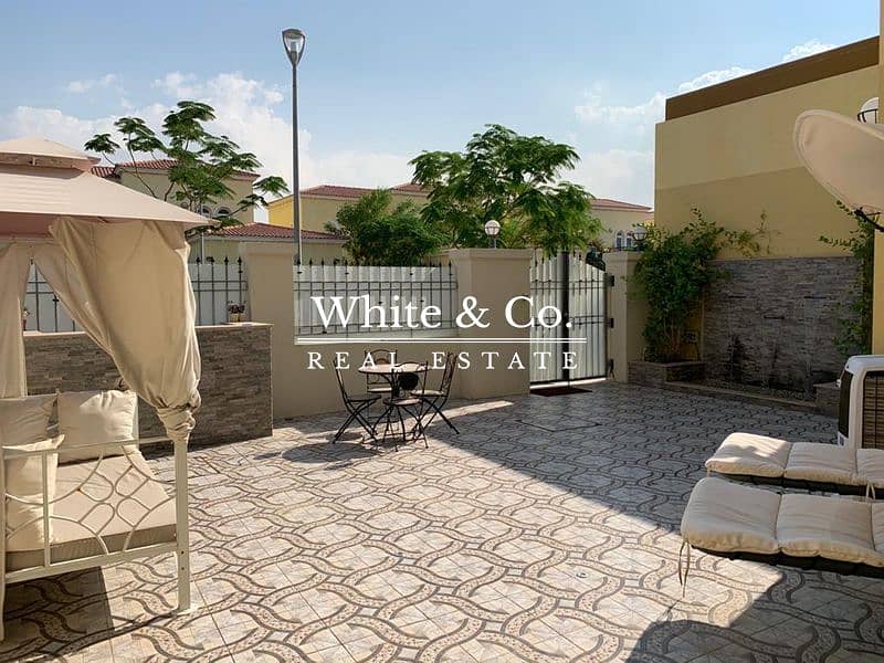 8 3BR LARGE LEGACY STYLE PRIVATE POOL/ JACUZZI!!
