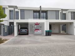 CASA FLORES | 4 BEDROOMS | MAID ROOM