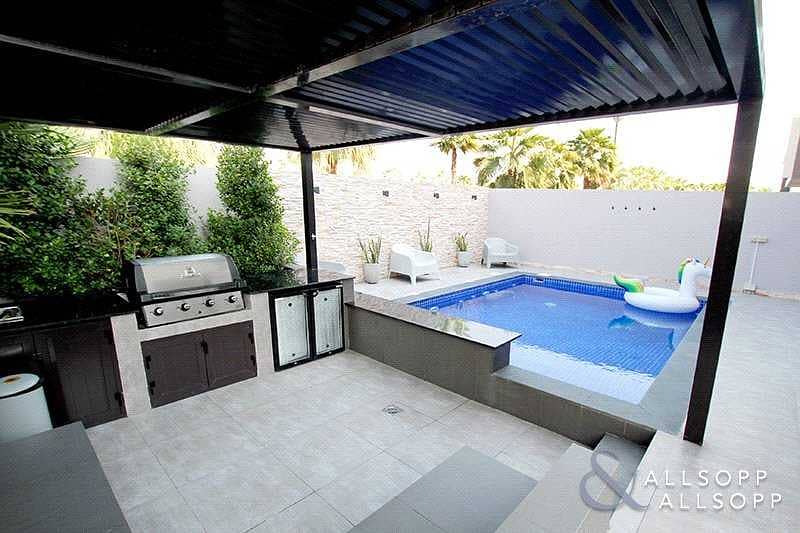 7 Exclusive | 3 Beds | Upgraded With Pool