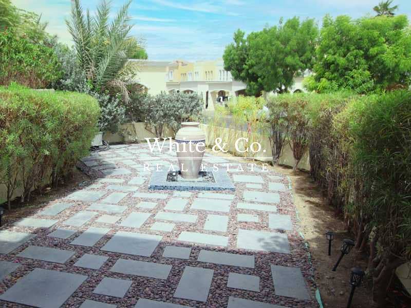 16 3E Al Reem 1 | On the Lake | Large Plot