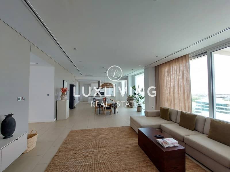 2 Luxury Living Beautiful Apartment | Lake View