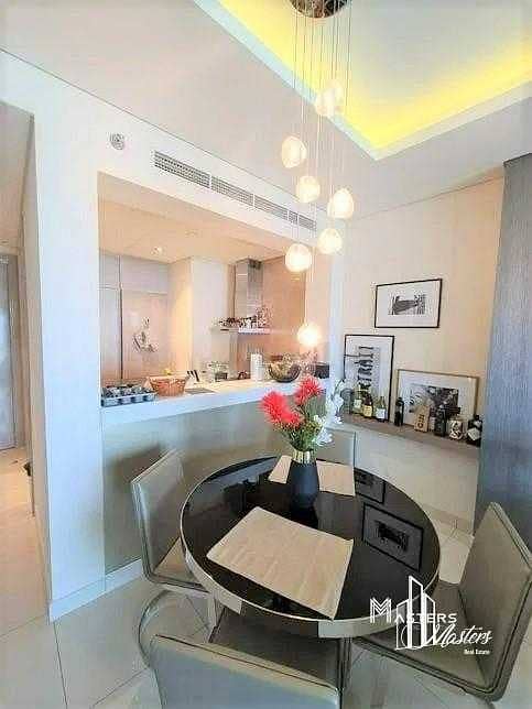 4 distress deal | Luxury living 1BR | on High Floor