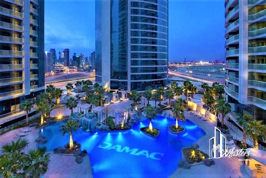 9 distress deal | Luxury living 1BR | on High Floor