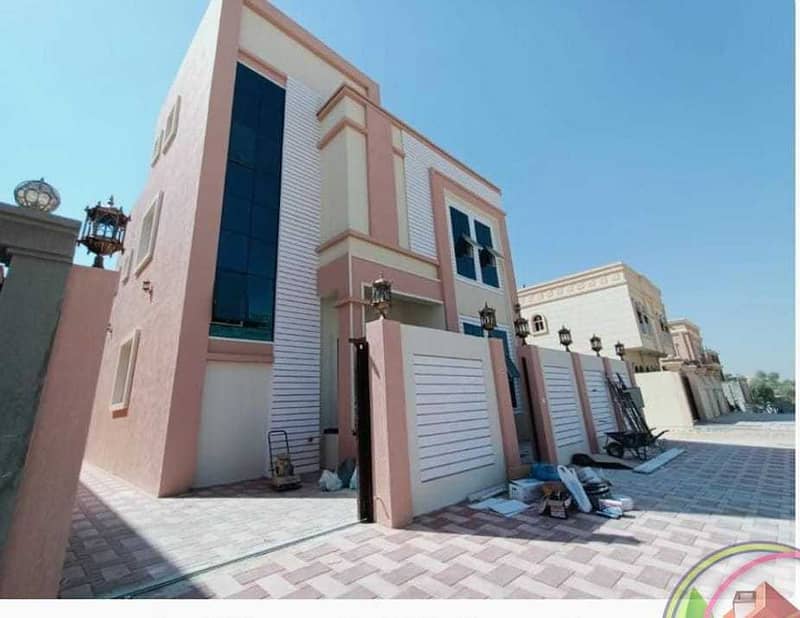 Distinctive villa, modern design, very elegant, without service fees, free ownership for life, on Al-Jar Street, with bank facilities up to 25 years