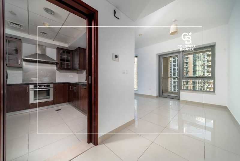 2 Partial Burj Khalifa View | Well maintained 2 Bed