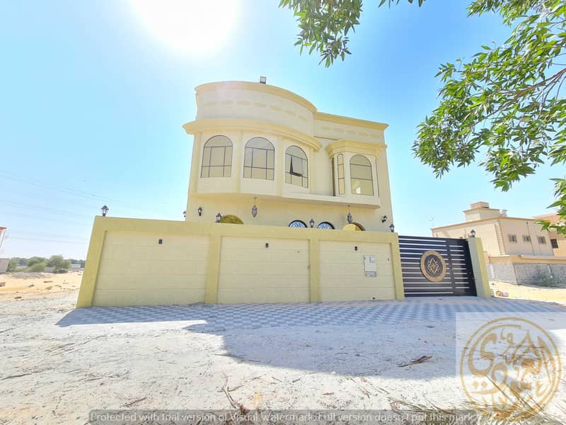 Distinctive villa, Arabic design, very sophisticated distribution without service fees, free ownership for life on Al-Jar Street with bank facilities