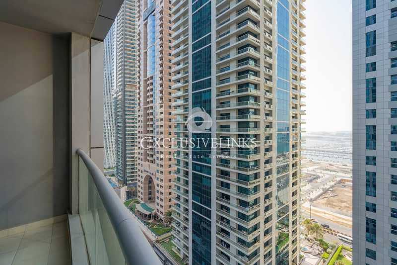 2 Modern apartment in Dubai Marina close to Metro