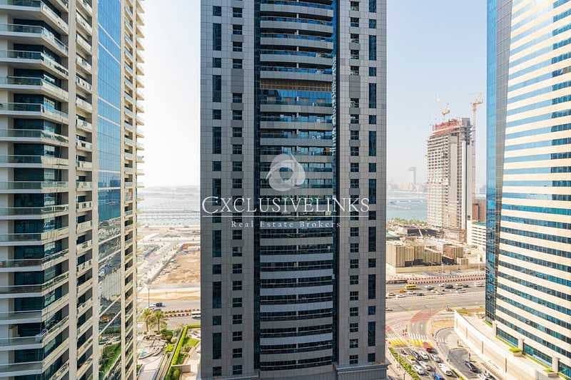 3 Modern apartment in Dubai Marina close to Metro